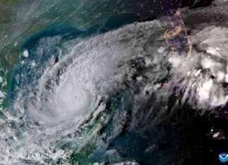 Hurricane Milton Intensifies: Stunning Space Images of Approaching Storm in Florida news-09102024-050429