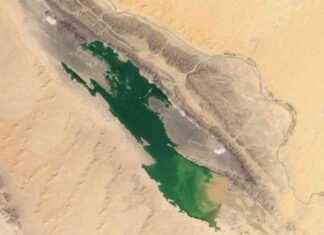 Satellite Images: Lakes Form in Sahara Desert After Heavy Rainfall news-23102024-054441