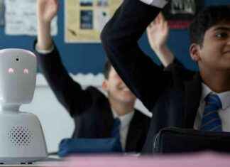 Robots in Schools: Former Children’s Commissioner Suggests Using Robots to Fill Seats for Absent Students news-25102024-182100