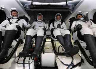 NASA Astronaut Hospitalized with Undisclosed Medical Condition After Extended Mission news-26102024-122926