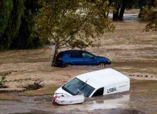 Deadly Flash Floods in Spain: 51 Lives Lost news-30102024-131624