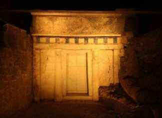 Purple Tunic Belonging to Alexander the Great: Scholar’s Claim Sparks Debate news-08112024-224009