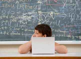 AI-Powered Assistants Revolutionize Mathematics: The Latest Breakthroughs news-22112024-193236