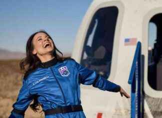 Emily Calandrelli Stands Up to Online Criticism as 100th Woman in Space emily-calandrelli-stands-up-to-online-criticism-as-100th-woman-in-space