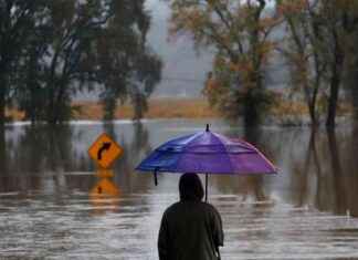 Improving Atmospheric River Forecasts with Storm-Hunting Planes mproving-atmospheric-river-forecasts-with-storm-hunting-planes