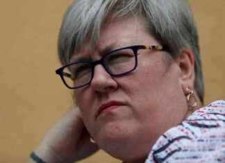 Paris Agreement’s Fragility: Warning from UK’s Top Climate Diplomat paris-agreements-fragility-warning-from-uks-top-climate-diplomat