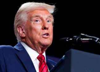 Donald Trump’s DeepSeek Warning: Wakeup Call for America’s AI Industry donald-trumps-deepseek-warning-wakeup-call-for-americas-a-ndustry