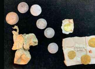 Rare Discovery: 1600s Gold and Silver Coins Unearthed in German Church rare-discovery-1600s-gold-and-silver-coins-unearthed-in-german-church