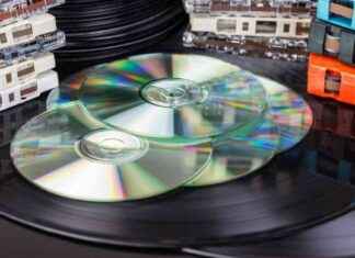 Obsolete Technologies: Microsoft’s Skype Shutdown and Beyond obsolete-technologies-microsofts-skype-shutdown-and-beyond