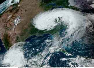 Hurricane Season Approaches: NOAA Preparedness vs Weather Expert Concerns hurricane-season-approaches-noaa-preparedness-vs-weather-expert-concerns