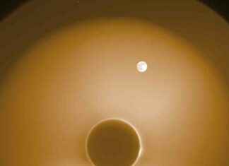 Mysterious Image of Eclipsed Sun with Extra Moon Captured by NASA Spacecraft mysterious-mage-of-eclipsed-sun-with-extra-moon-captured-by-nasa-spacecraft