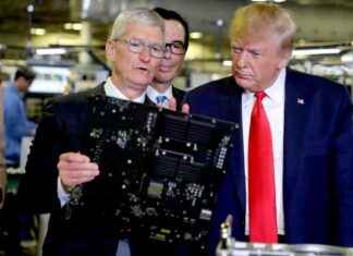 Trump’s Threat of 50% Tariff on EU and 25% on Apple iPhones Made Outside US trumps-threat-of-50-tariff-on-eu-and-25-on-apple-iphones-made-outside-us