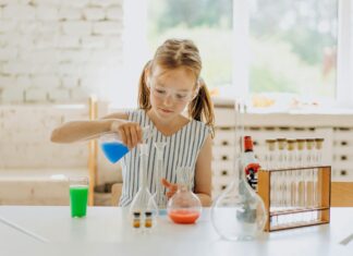 Science Activities for Kindergarten: Ignite Young Minds Today!